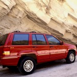 Chrysler Agrees to Jeep Recall